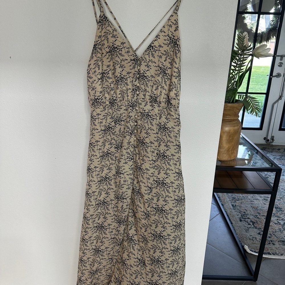 Mod Ref Tan Black Sleeveless Slip Dress